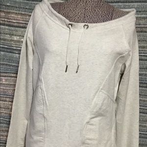 🦋MONDETTA drawstring neck sweatshirt